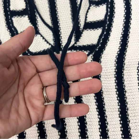 Vince Camuto Stripe Knit Cozy Comfy Hoodie - Picture 5 of 6